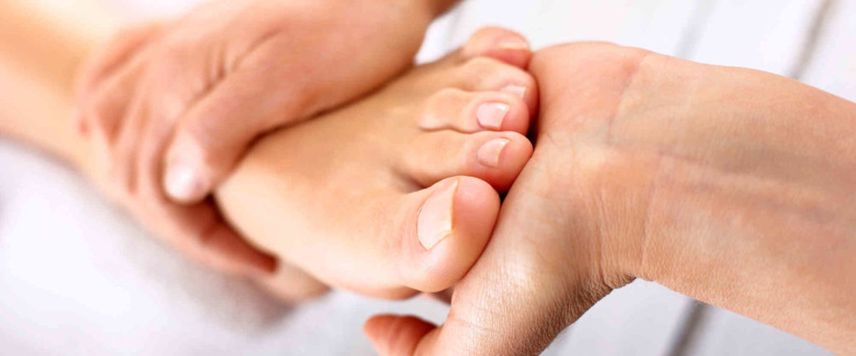 massage pieds mains visage tête